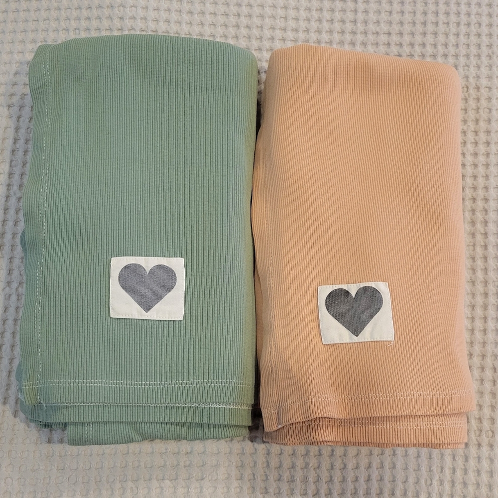 Spearmint love organic ribbed stretch swaddle two pack ✨️